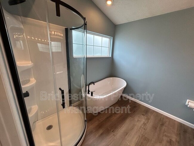 Building Photo - 4448 Forest Ridge Blvd