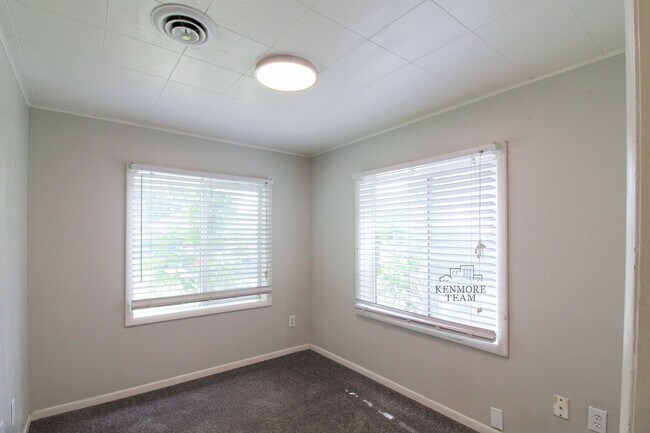 Building Photo - 3 Bed, 1 Bath Home in Central Richland