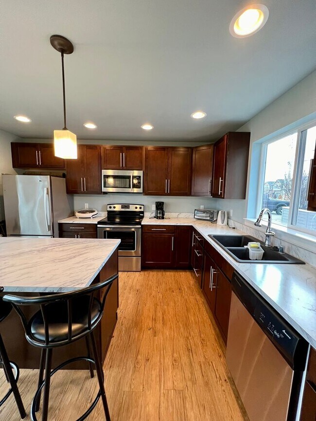 Building Photo - Waterfront 2 Bedroom Home in Ferndale!