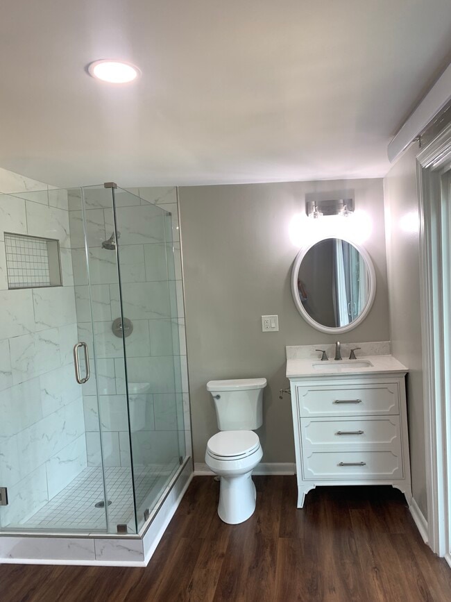 Building Photo - 2328 Johnson Ferry Rd NE