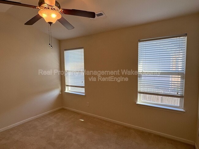 Building Photo - 1209 Sweetgrass St