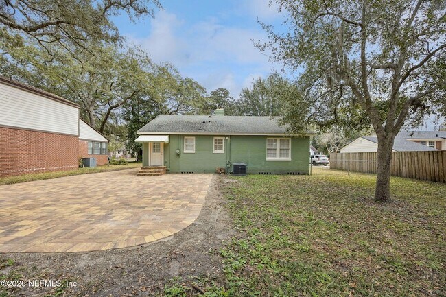 Building Photo - 1406 San Mateo Ave