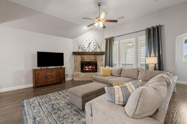 Building Photo - 3738 Norwood Ave