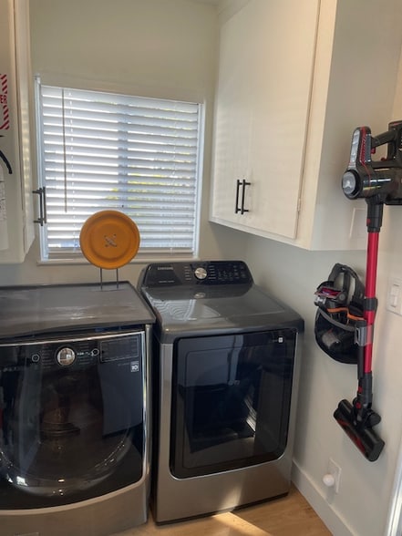 Building Photo - 9850 Springfield St