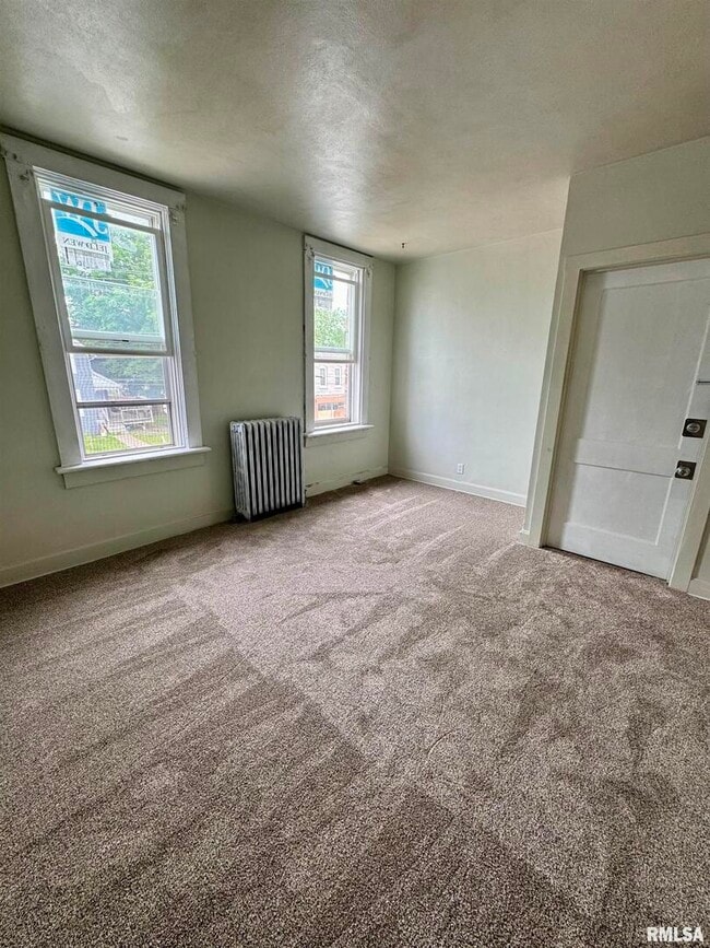 Building Photo - 1622 Washington St