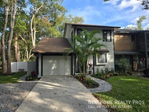 Building Photo - 805 Clake St