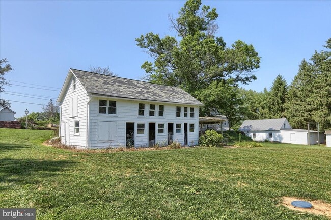 Building Photo - 4551 Colebrook Rd