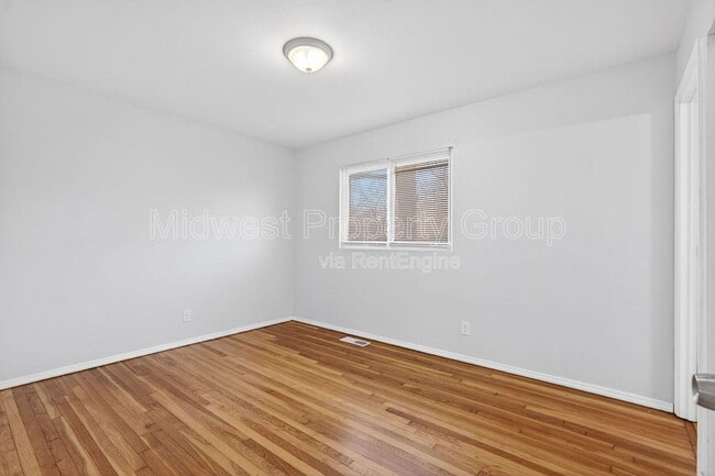 Building Photo - 1540 Aspen Dr