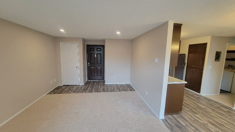 Building Photo - 4332 S Junett St