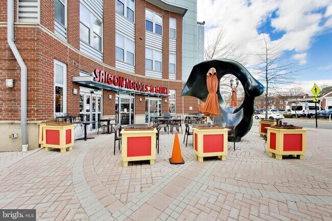 Building Photo - 1720 N Quinn St