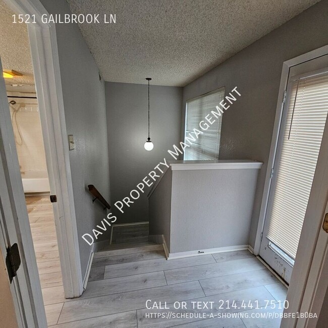 Building Photo - 1521 Gailbrook Ln