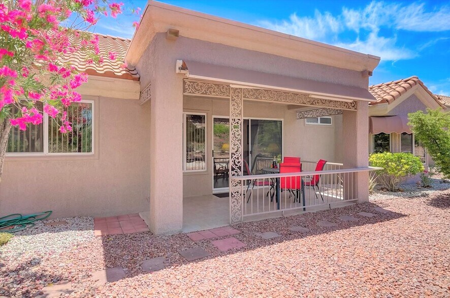 Building Photo - 3013 Sungold Dr