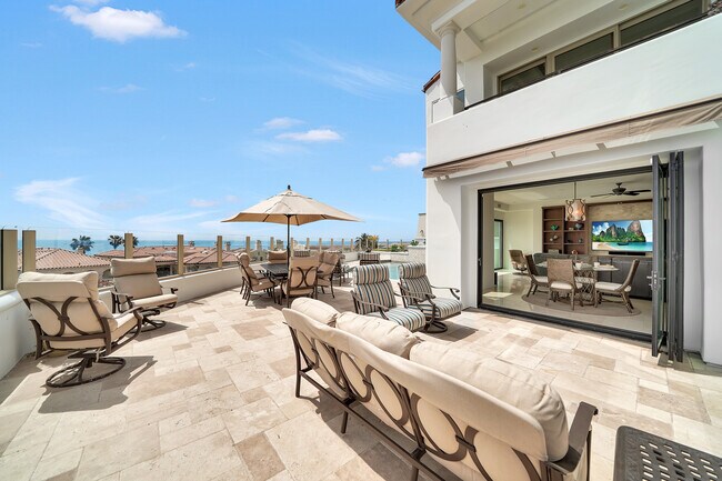 Building Photo - 30 Ritz Cove Dr