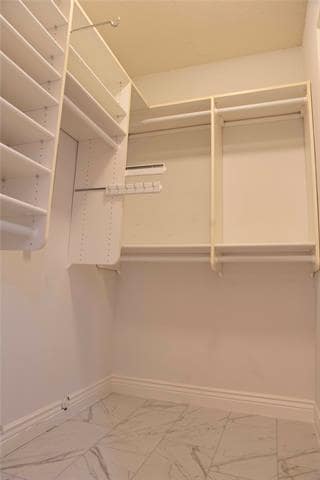 Building Photo - 5556 Bentwood Trail