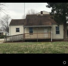 Building Photo - 3600 Falling Springs Rd