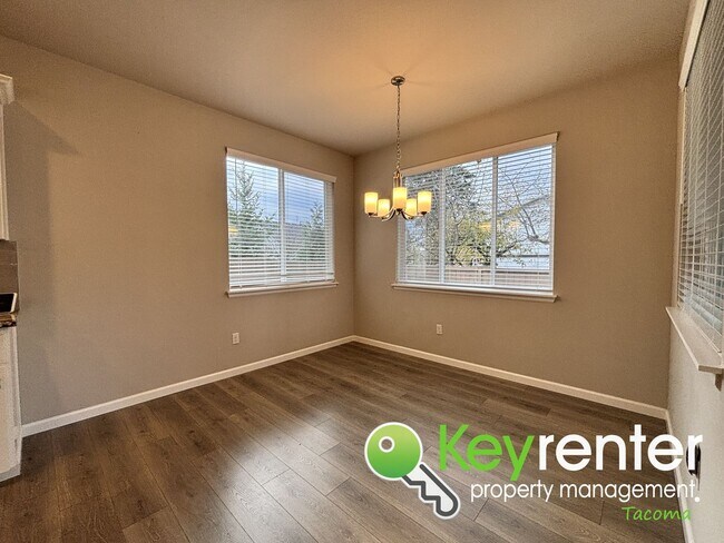 Building Photo - Beautiful 4 Bedroom 2.5 Bathroom Tacoma Home for Rent in Secluded Community!