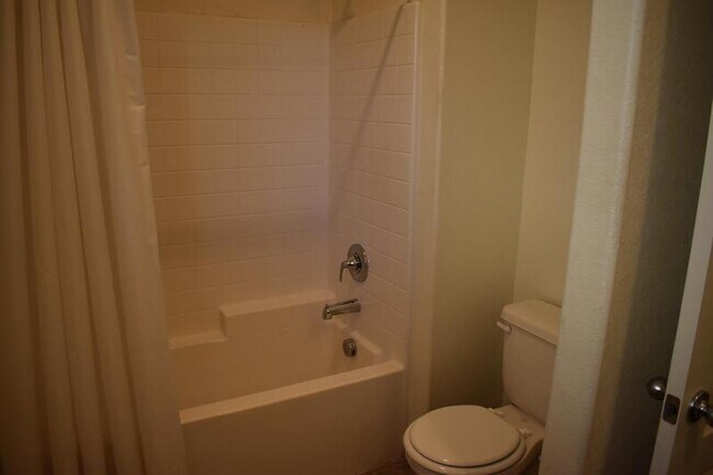 Building Photo - 4208 Candle Ct