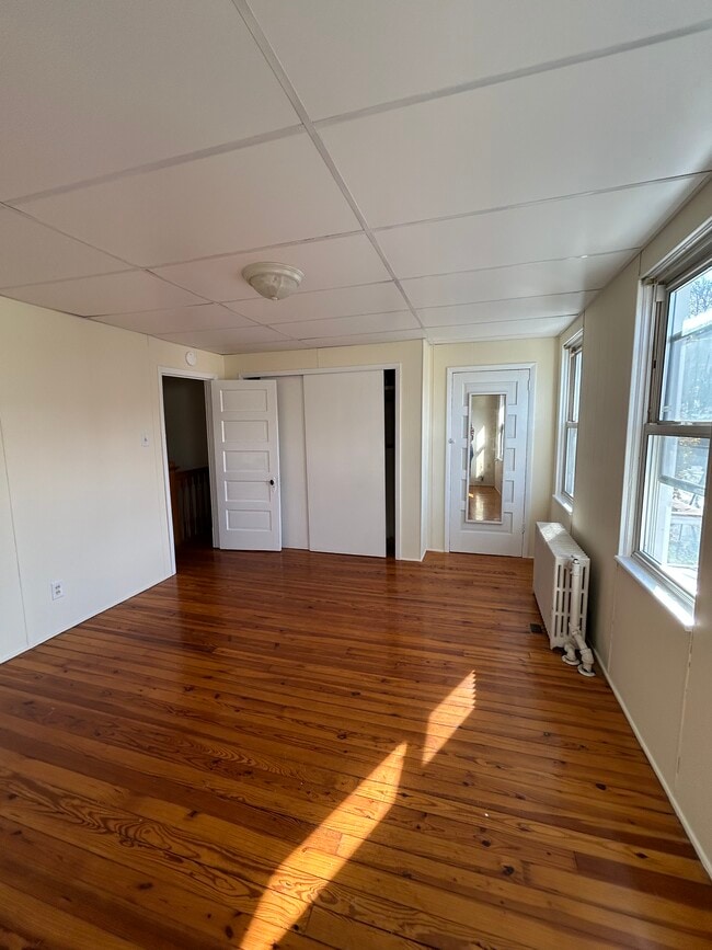 Building Photo - 33 Weber St