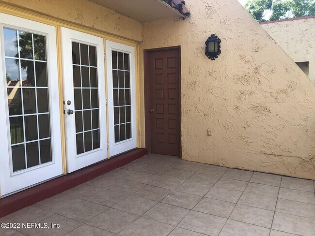 Building Photo - 6654 Bell Tower Ct