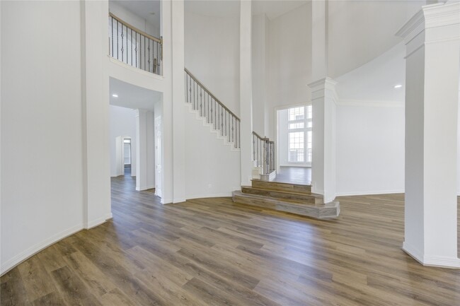 Building Photo - 3007 Mullingar Walk