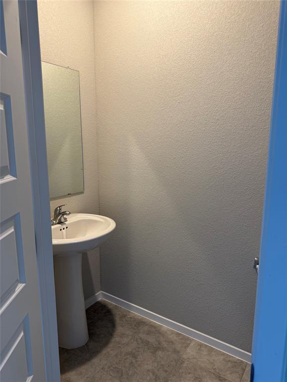 Building Photo - 2713 Paragon Fox Dr