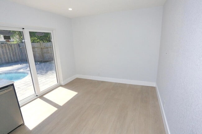 Building Photo - 8120 SW 4th Ct