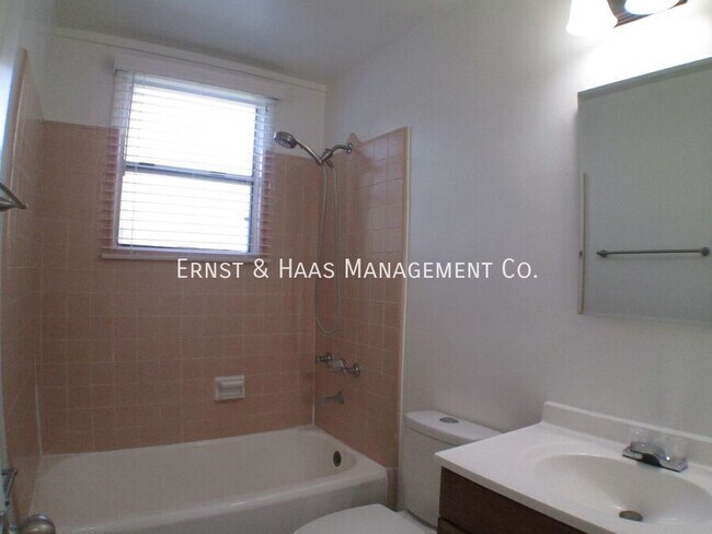 Building Photo - 4531 N Banner Dr