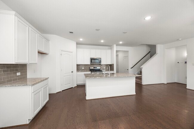 Building Photo - 31319 Horseshoe Meadow Bend Ln