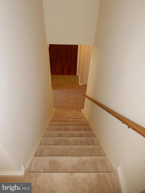 Building Photo - 7014 Maple Tree Ln