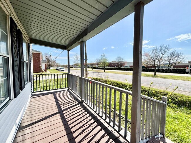 Building Photo - Charming 3 Bedroom Home in Norfolk