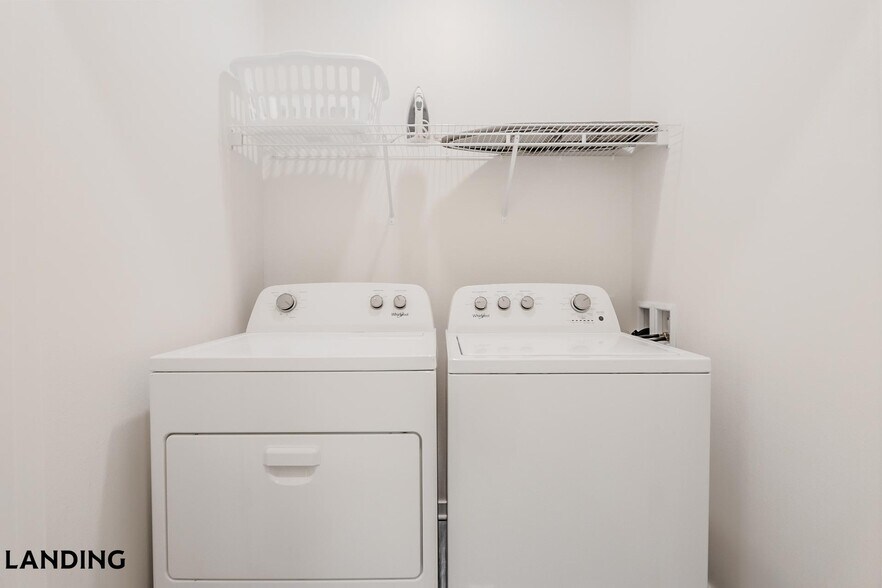 Building Photo - 515 Corso Ln