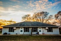 Building Photo - 101-103 South Plum