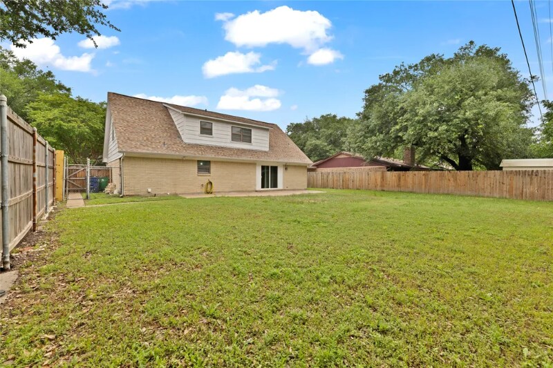 Building Photo - 205 San Jacinto Ct