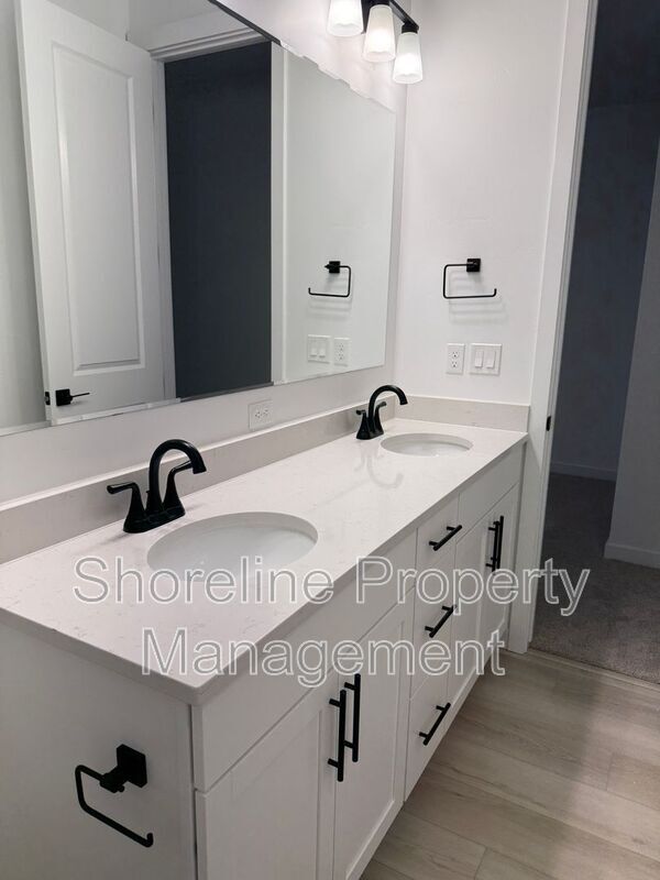 Building Photo - 12349 W Norterra Ln