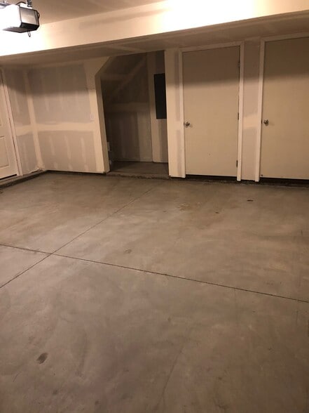 Building Photo - 4209 W Flight Park Ct