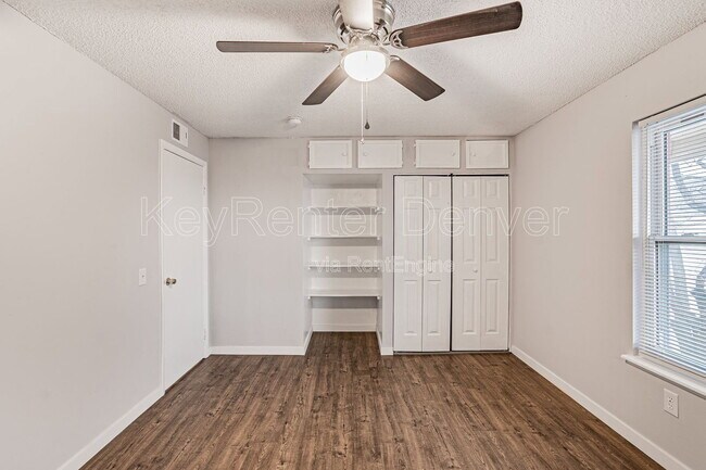 Building Photo - 12133 N Melody Dr