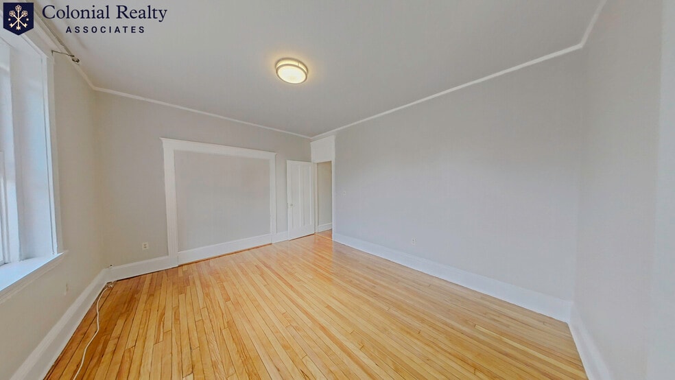 Building Photo - 330 St Paul St