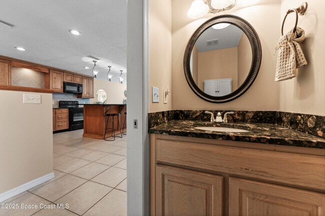 Building Photo - 554 Majorca Ct