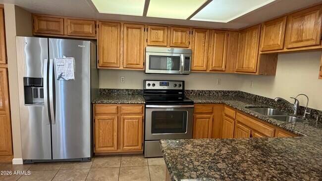 Building Photo - 9750 N 94th Pl
