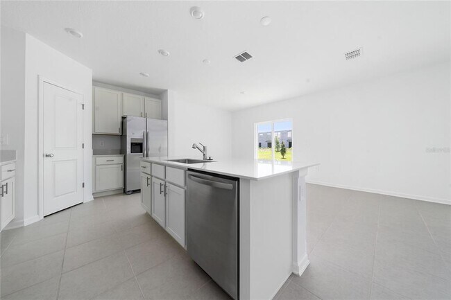 Building Photo - 5858 Le Marin Wy