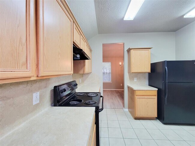 Building Photo - 2731 Trinity Glen Ln