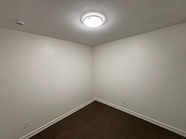 Building Photo - 12094 Coachman Ln