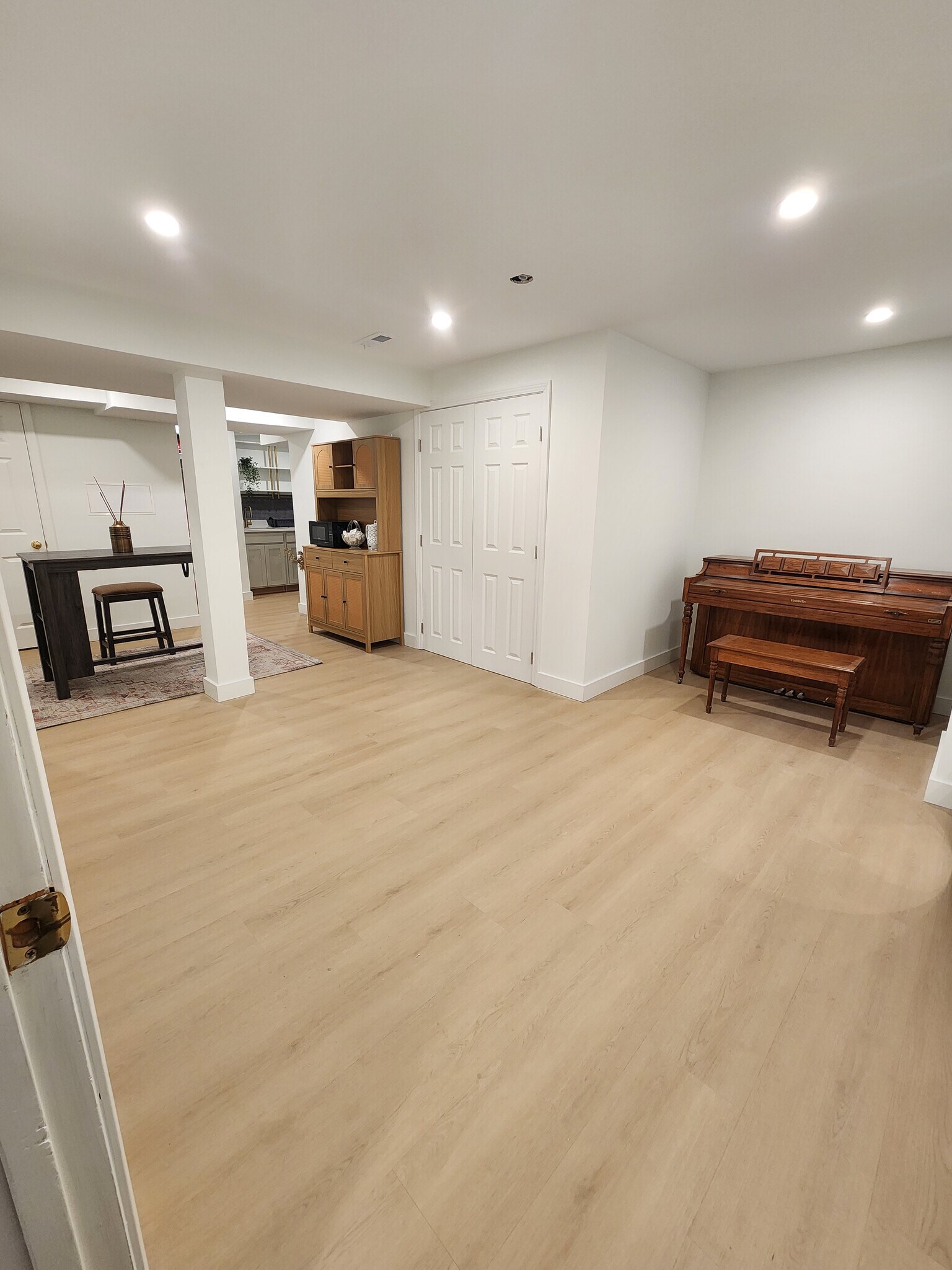 Building Photo - 18009 Ednor View Ter