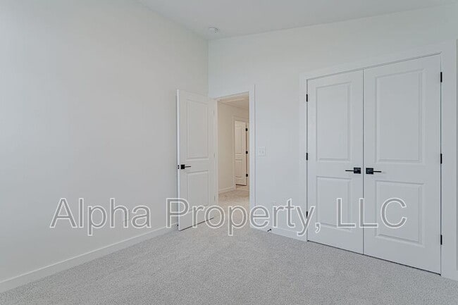 Building Photo - 1451 Darrowby Wy