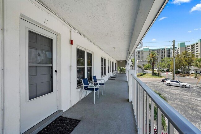 Building Photo - 680 71st Ave