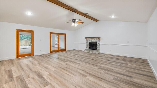 Building Photo - 901 Cutler Rd