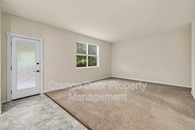 Building Photo - 2306 165th St E