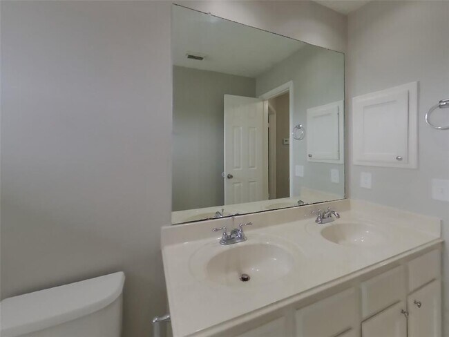 Building Photo - 7302 Emerald Glen Dr