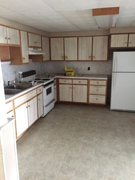 Kitchen - 69 N Main St