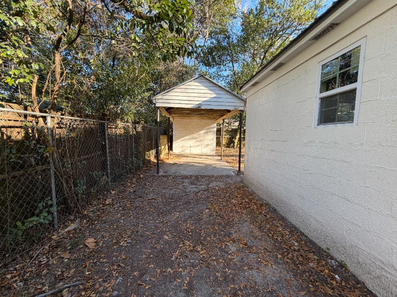 Building Photo - 4 Hibiscus Ave